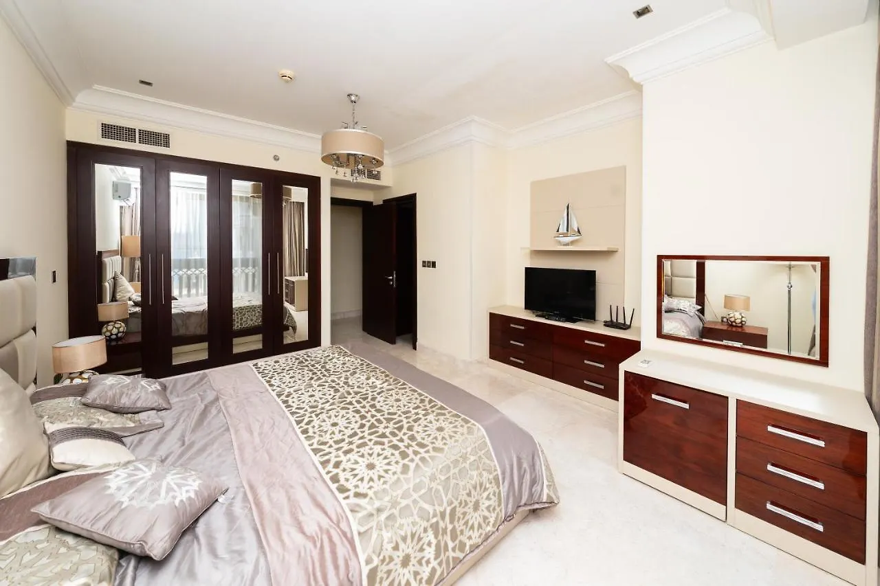 Grandeur Resort Palm Jumeirah Beachfront & Pool Dubai United Arab Emirates